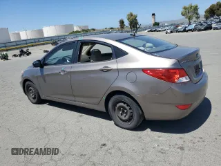 2012 Hyundai Accent GLS z VIN KMHCT4AE3CU197339, wystawiony jako Copart lot #55993685 z przebiegiem 218 401 mil mil oraz Szkody całkowita. Historia ofert i sprzedaży dostępna na DreamBid. Obrazek 2.