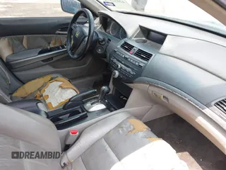 2009 Honda Accord EX-L with VIN 1HGCP36819A001769, listed as a IAAI auction lot 42032375 with 220,463 mi miles and . Bid and sale history available at DreamBid. Image 5.