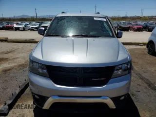 2019 Dodge Journey Crossroad z VIN 3C4PDCGG1KT797517, wystawiony jako Copart lot #54095955 z przebiegiem 40 186 mil mil oraz Szkoda całkowita • Salvage title. Historia ofert i sprzedaży dostępna na DreamBid. Obrazek 5.