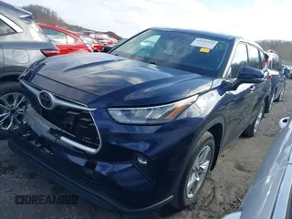 2020 Toyota Highlander LE z VIN 5TDBZRBH4LS043649, wystawiony jako IAAI lot #41425332 z przebiegiem 66 161 mil mil oraz . Historia ofert i sprzedaży dostępna na DreamBid. Obrazek 18.