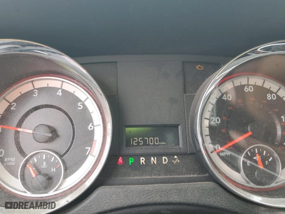 2018 Dodge Grand Caravan SE with VIN 2C4RDGBG4JR176894, listed as a Copart auction lot 51981155 with 125,700 mi miles and Salvage Title. Bid and sale history available at carsss.com. Image 9.