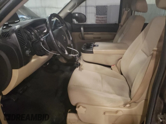 2007 Chevrolet Silverado 1500 LTZ with VIN 2GCEK13M271577213, listed as a Copart auction lot 51485835 with 166,005 mi miles and Salvage Title. Bid and sale history available at DreamBid. Image 7.