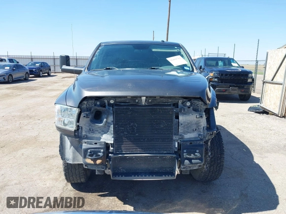 2018 Ram 2500 Tradesman z VIN 3C6UR5HL8JG283609, wystawiony jako IAAI lot #42491762 z przebiegiem 139 492 mil mil oraz . Historia ofert i sprzedaży dostępna na DreamBid. Obrazek 13.