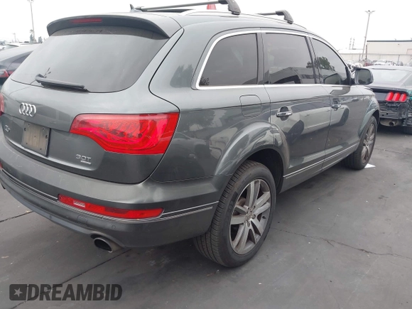 2015 Audi Q7 Premium Plus with VIN WA1LGAFE9FD003878, listed as a IAAI auction lot 42580801 with 160,949 mi miles and . Bid and sale history available at DreamBid. Image 4.