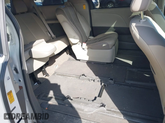 2014 Toyota Sienna Ltd with VIN 5TDDK3DC0ES090160, listed as a IAAI auction lot 41763998 with 160,508 mi miles. Bid and sale history available at carsss.com. Image 8.