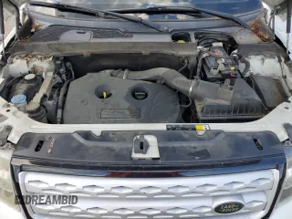 2015 Land Rover LR2 HSE Lux with VIN SALFT2BG3FH425786, listed as a Copart auction lot 62303965 with 152,763 mi miles and Clean title. Bid and sale history available at DreamBid. Image 12.
