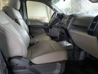 2016 Ford F-150 XL z VIN 1FTMF1C89GKD46604, wystawiony jako Copart lot #58779425 z przebiegiem 285 641 mil mil oraz Szkoda całkowita • Salvage title. Historia ofert i sprzedaży dostępna na DreamBid. Obrazek 10.