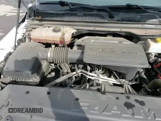 2022 Ram 1500 Tradesman z VIN 1C6RRFGG1NN305589, wystawiony jako Copart lot #43592245 z przebiegiem 74 471 mil mil oraz Szkoda całkowita • Salvage title. Historia ofert i sprzedaży dostępna na DreamBid. Obrazek 16.