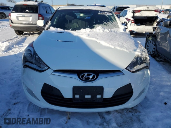 2014 Hyundai Veloster with VIN KMHTC6AD7EU213774, listed as a Copart auction lot 88239215 with 135,631 mi miles and Salvage Title. Bid and sale history available at carsss.com. Image 5.