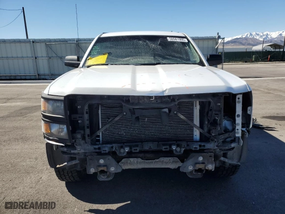 2015 Chevrolet Silverado 1500 LS with VIN 1GCRCPEC8FZ263139, listed as a Copart auction lot 50581995 with 218,214 mi miles and Salvage Title. Bid and sale history available at carsss.com. Image 5.