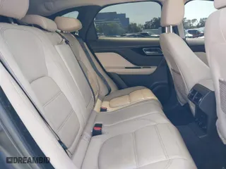 2017 Jaguar F-PACE 35t Prestige with VIN SADCK2BV9HA083224, listed as a IAAI auction lot 41893312 with 84,892 mi miles. Bid and sale history available at carsss.com. Image 8.