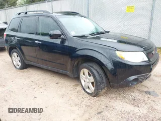 2009 Subaru Forester X z VIN JF2SH63689H787607, wystawiony jako IAAI lot #42694159 z przebiegiem 178 663 mil mil oraz . Historia ofert i sprzedaży dostępna na DreamBid. Obrazek 1.