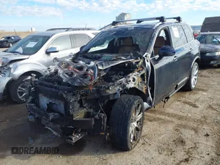 2017 Volvo XC90 Inscription with VIN YV4BC0PLXH1179599, listed as a IAAI auction lot 41676432 with 1 mi miles. Bid and sale history available at carsss.com. Image 17.