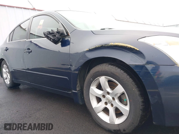 2007 Nissan Altima 2.5 with VIN 1N4AL21E77N414753, listed as a IAAI auction lot 41154515 with 182,798 mi miles. Bid and sale history available at carsss.com. Image 6.