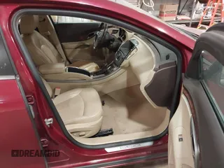 2011 Buick LaCrosse CXL z VIN 1G4GC5EC8BF229706, wystawiony jako IAAI lot #42279558 z przebiegiem 186 253 mil mil oraz . Historia ofert i sprzedaży dostępna na DreamBid. Obrazek 5.