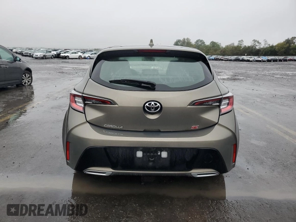 2020 Toyota Corolla Hatchback SE with VIN JTND4RBE0L3082765, listed as a Copart auction lot 73019994 with 11,035 mi miles and Salvage Title. Bid and sale history available at carsss.com. Image 6.
