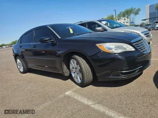 2013 Chrysler 200 Touring with VIN 1C3CCBBB4DN732353, listed as a Copart auction lot 77915864 with 129,024 mi miles and Clean Title. Bid and sale history available at carsss.com. Image 2.