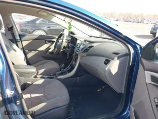 2016 Hyundai Elantra SE with VIN KMHDH4AE4GU502326, listed as a IAAI auction lot 41508061 with 109,661 mi miles. Bid and sale history available at carsss.com. Image 5.