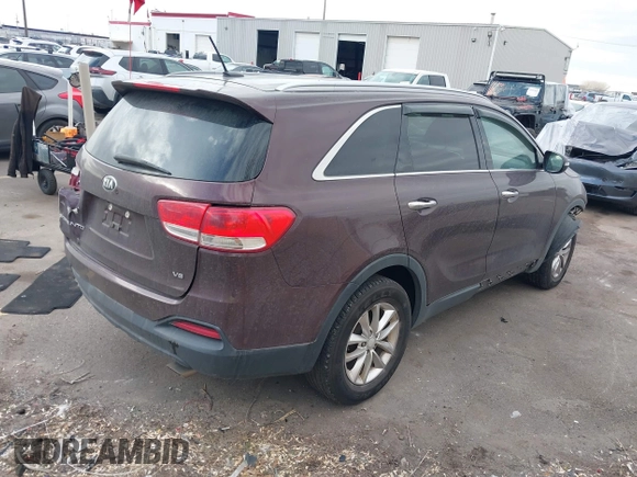 2018 Kia Sorento LX with VIN 5XYPG4A51JG354830, listed as a IAAI auction lot 41507165 with 99,598 mi miles and . Bid and sale history available at DreamBid. Image 4.