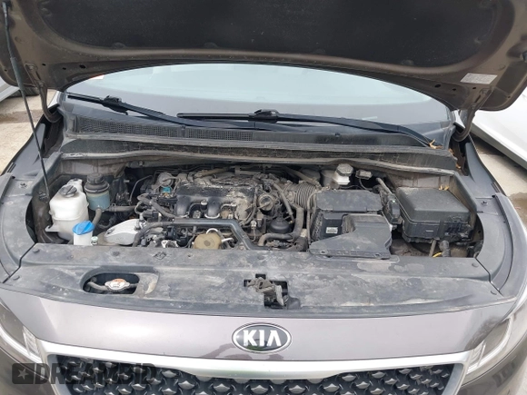 2016 Kia Sedona LX with VIN KNDMB5C17G6093362, listed as a IAAI auction lot 41996581 with 107,160 mi miles and . Bid and sale history available at DreamBid. Image 10.