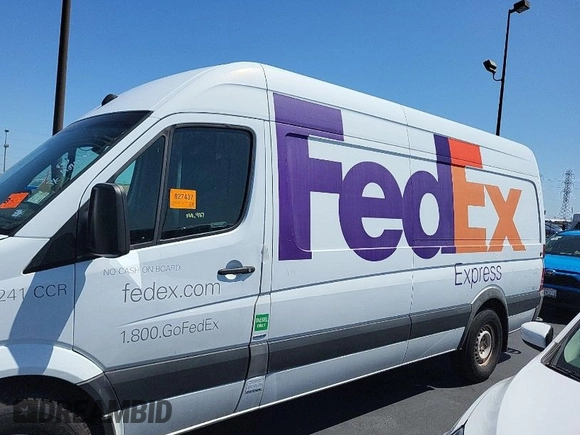 2011 Mercedes-Benz Sprinter Cargo with VIN WD3PE8CB1B5595498, listed as a IAAI auction lot 42076399 with 269,487 mi miles and . Bid and sale history available at carsss.com. Image 1.