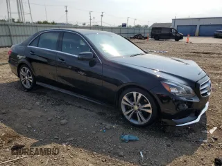 2016 Mercedes-Benz E 350 Luxury with VIN WDDHF8JB1GB202432, listed as a Copart auction lot 59417945 with 65,584 mi miles and Salvage title. Bid and sale history available at DreamBid. Image 4.
