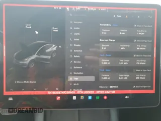 2022 Tesla Model 3 Long Range z VIN 5YJ3E1EB7NF238905, wystawiony jako Copart lot #53362045 z przebiegiem 52 002 mil mil oraz Szkoda całkowita • Salvage title. Historia ofert i sprzedaży dostępna na DreamBid. Obrazek 9.