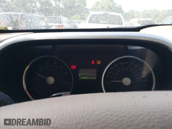 2007 Mercury Mountaineer z VIN 4M2EU37E47UJ12679, wystawiony jako IAAI lot #42506010 z przebiegiem 180 621 mil mil oraz . Historia ofert i sprzedaży dostępna na DreamBid. Obrazek 7.