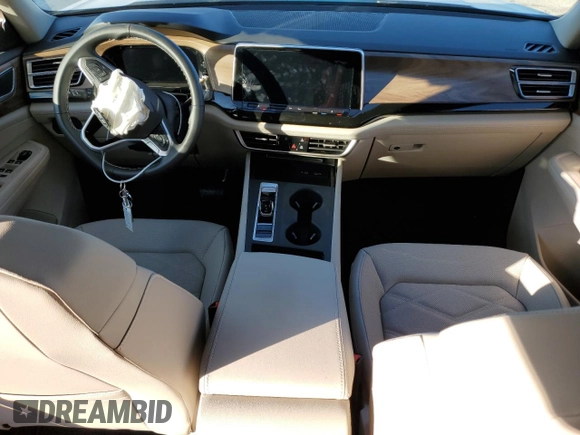 2025 Volkswagen Atlas SE with VIN 1V2DR2CAXSC512985, listed as a Copart auction lot 87933825 with Not provided miles and Salvage title. Bid and sale history available at DreamBid. Image 8.