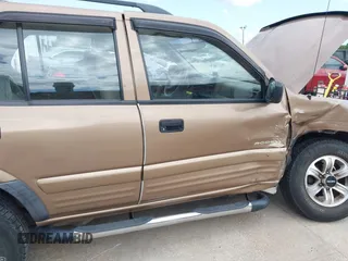 2000 Isuzu Rodeo S with VIN 4S2CK58W3Y4316966, listed as a IAAI auction lot 42003598 with 106,187 mi miles and . Bid and sale history available at carsss.com. Image 6.