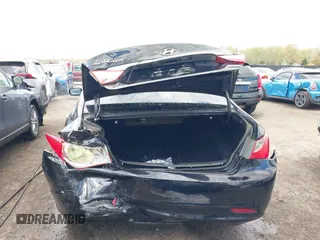 2011 Hyundai Sonata Limited with VIN 5NPEC4AC4BH261067, listed as a IAAI auction lot 42038946 with 163,912 mi miles and . Bid and sale history available at DreamBid. Image 6.