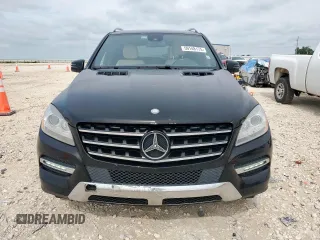 2014 Mercedes-Benz M 350 z VIN 4JGDA5JB8EA387079, wystawiony jako Copart lot #59148175 z przebiegiem 179 455 mil mil oraz Czysty tytuł • Clean title. Historia ofert i sprzedaży dostępna na DreamBid. Obrazek 5.