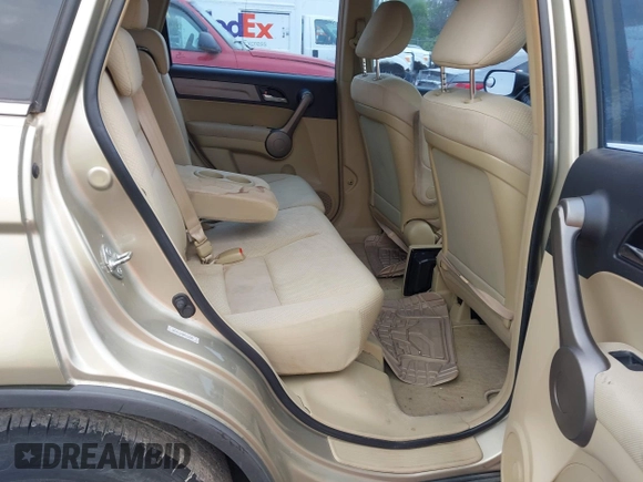 2008 Honda CR-V LX z VIN 3CZRE38368G707887, wystawiony jako IAAI lot #42431117 z przebiegiem 157 270 mil mil oraz . Historia ofert i sprzedaży dostępna na DreamBid. Obrazek 8.
