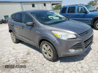 2013 Ford Escape SE with VIN 1FMCU9GX7DUA54057, listed as a Copart auction lot 60040545 with 173,086 mi miles and Salvage title. Bid and sale history available at DreamBid. Image 4.