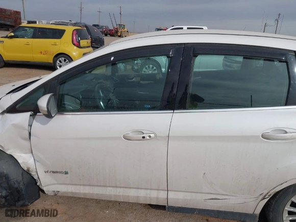 2013 Ford C-Max Hybrid SEL with VIN 1FADP5BU7DL544628, listed as a IAAI auction lot 41583426 with 230,761 mi miles. Bid and sale history available at carsss.com. Image 13.