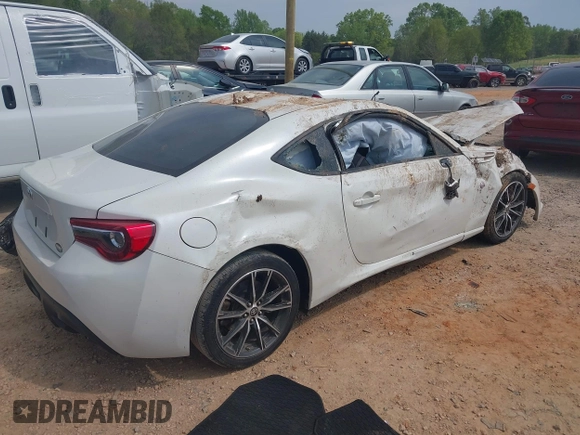 2017 Toyota 86 z VIN JF1ZNAA11H8703549, wystawiony jako IAAI lot #42007728 z przebiegiem 85 327 mil mil oraz . Historia ofert i sprzedaży dostępna na DreamBid. Obrazek 4.