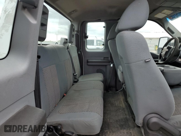 2011 Ford F-250 XL z VIN 1FT7X2B65BEC06024, wystawiony jako Copart lot #55262135 z przebiegiem 225 255 mil mil oraz Szkoda całkowita • Salvage title. Historia ofert i sprzedaży dostępna na DreamBid. Obrazek 10.