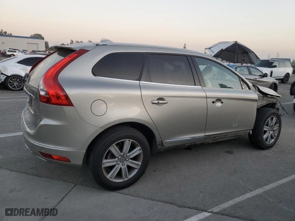 2016 Volvo XC60 T6 Drive-E with VIN YV449MDK4G2856889, listed as a Copart auction lot 83114094 with 126,561 mi miles and Salvage Title. Bid and sale history available at carsss.com. Image 3.