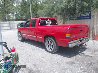 2000 GMC Sierra 1500 SLE z VIN 2GTEC19TXY1234274, wystawiony jako IAAI lot #42339947 z przebiegiem 364 902 mil mil oraz . Historia ofert i sprzedaży dostępna na DreamBid. Obrazek 3.