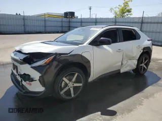 2023 Toyota bZ4X XLE z VIN JTMAAAAA6PA027254, wystawiony jako Copart lot #52069895 z przebiegiem 52 322 mil mil oraz Tytuł czysty. Historia ofert i sprzedaży dostępna na DreamBid. Obrazek 1.