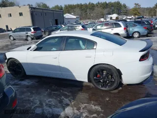 2022 Dodge Charger SXT with VIN 2C3CDXJG8NH214134, listed as a IAAI auction lot 41621216 with 39,790 mi miles. Bid and sale history available at carsss.com. Image 15.