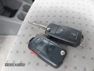 2002 Volkswagen EuroVan с VIN WV2KB47082H014282, выставлен на аукционе IAAI как лот 41940848 с пробегом 241 534 миль миль и . История ставок и продаж доступна на DreamBid. Изображение 11.