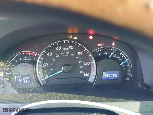 2015 Toyota Camry XLE with VIN 4T4BF1FK9FR447421, listed as a IAAI auction lot 41803147 with 109,026 mi miles. Bid and sale history available at carsss.com. Image 7.