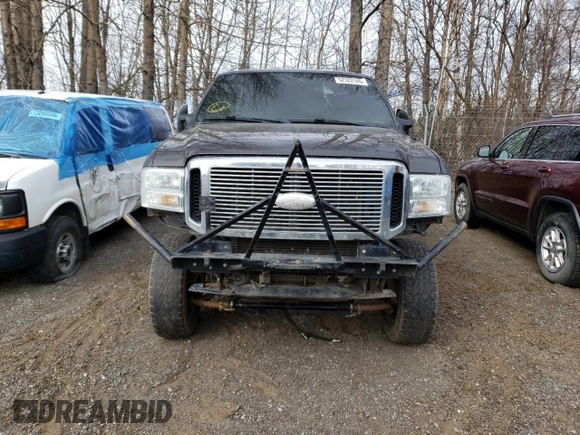 2006 Ford F-250 XL z VIN 1FTSW21Y76EA62434, wystawiony jako Copart lot #52322145 z przebiegiem Nie podano mil oraz Szkoda całkowita • Salvage title. Historia ofert i sprzedaży dostępna na DreamBid. Obrazek 5.