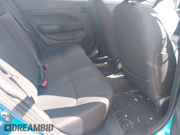2019 Mitsubishi Mirage ES z VIN ML32F3FJ7KHF15323, wystawiony jako IAAI lot #42307317 z przebiegiem 58 623 mil mil oraz . Historia ofert i sprzedaży dostępna na DreamBid. Obrazek 8.