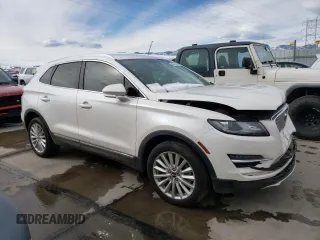 2019 Lincoln MKC Standard with VIN 5LMCJ1D9XKUL26787, listed as a Copart auction lot 40276364 with 81,052 mi miles and . Bid and sale history available at DreamBid. Image 4.