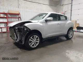 2017 Nissan Juke SL with VIN JN8AF5MV7HT754100, listed as a IAAI auction lot 41241767 with 61,163 mi miles. Bid and sale history available at carsss.com. Image 2.