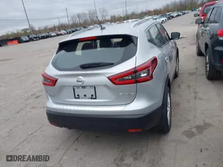 2022 Nissan Rogue Sport SV with VIN JN1BJ1BW3NW680142, listed as a IAAI auction lot 42043173 with 41,165 mi miles. Bid and sale history available at carsss.com. Image 16.
