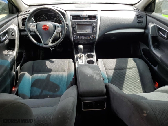 2015 Nissan Altima 2.5 SV with VIN 1N4AL3AP2FC143702, listed as a Copart auction lot 49917385 with 220,634 mi miles and Salvage Title. Bid and sale history available at carsss.com. Image 8.
