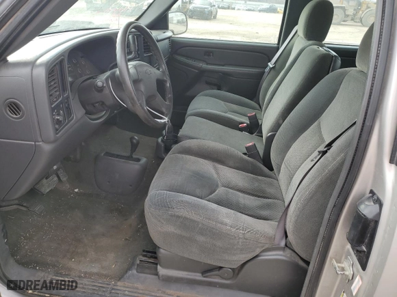 2004 Chevrolet Silverado 1500 LS with VIN 2GCEK19T841372716, listed as a Copart auction lot 46802905 with 175,579 mi miles and Salvage Title. Bid and sale history available at carsss.com. Image 7.